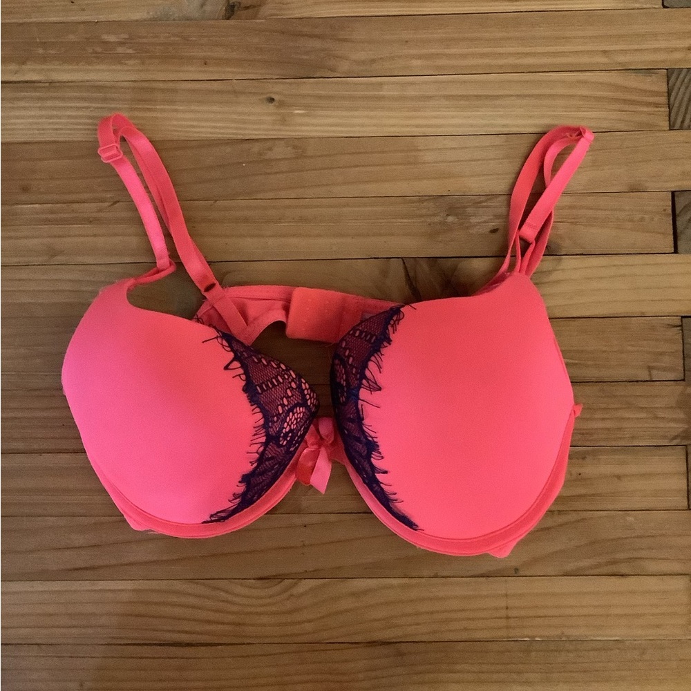 Larea 36C Hot Neon Pink With Navy Lace Accent Bra, Padded and Underwire